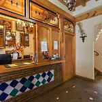 Centro Hotel