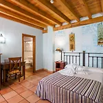 Centro Hotel 2*