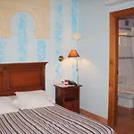 Centro Hotel 2*