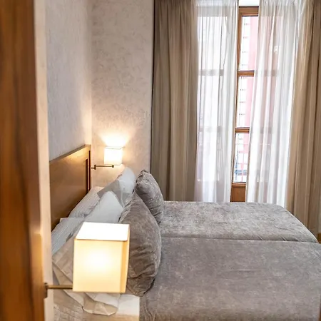 Centro Hotel 2*